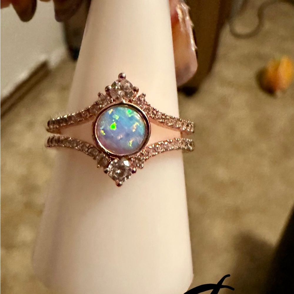 BP Elegant Opal Ring in Rose Gold